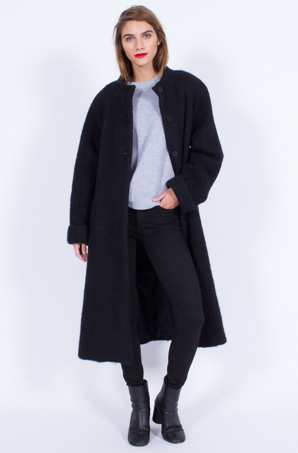 Yo Vintage! BLACK WOOLEN COAT (ONE SIZE) Yo Vintage! BLACK WOOLEN COAT (ONE SIZE)