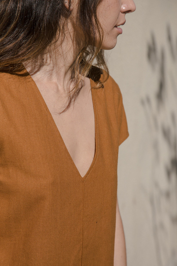 ali golden v-neck top in rust ali golden v-neck top in rust