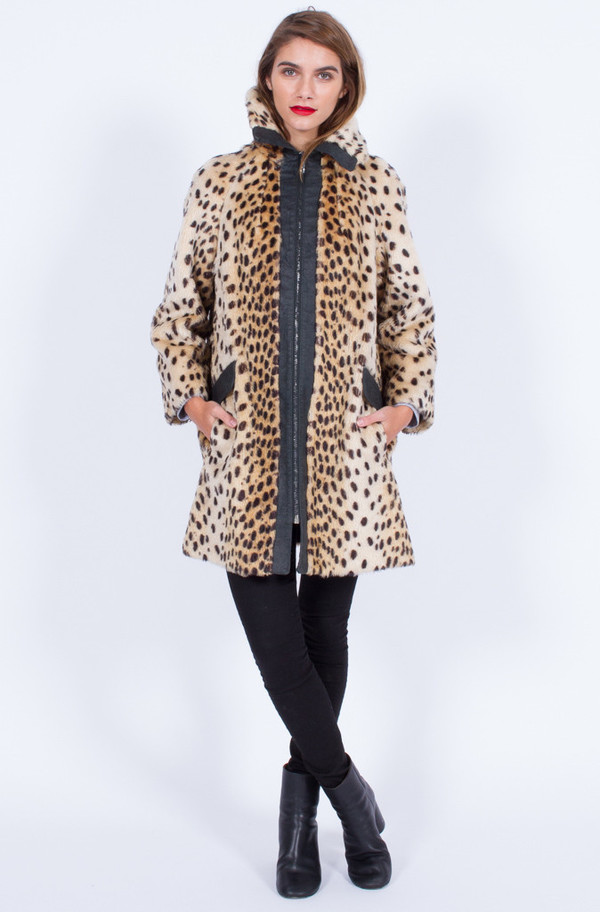 Yo Vintage! CHEETAH PRINT 60S COAT (MED-LARGE) Yo Vintage! CHEETAH PRINT 60S COAT (MED-LARGE)