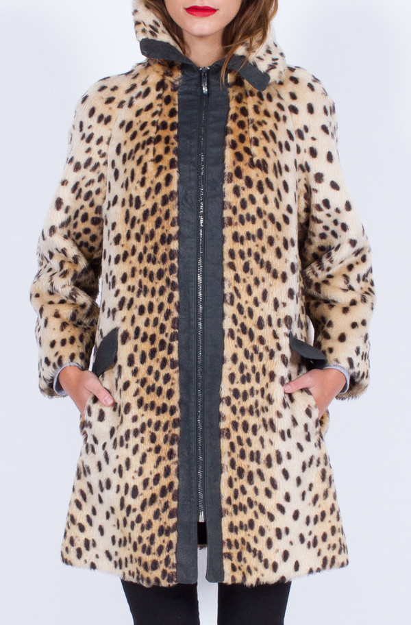 Yo Vintage! CHEETAH PRINT 60S COAT (MED-LARGE) Yo Vintage! CHEETAH PRINT 60S COAT (MED-LARGE)