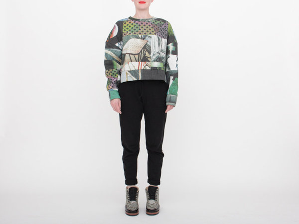Berenik Printed Crop Sweatshirt Berenik Printed Crop Sweatshirt