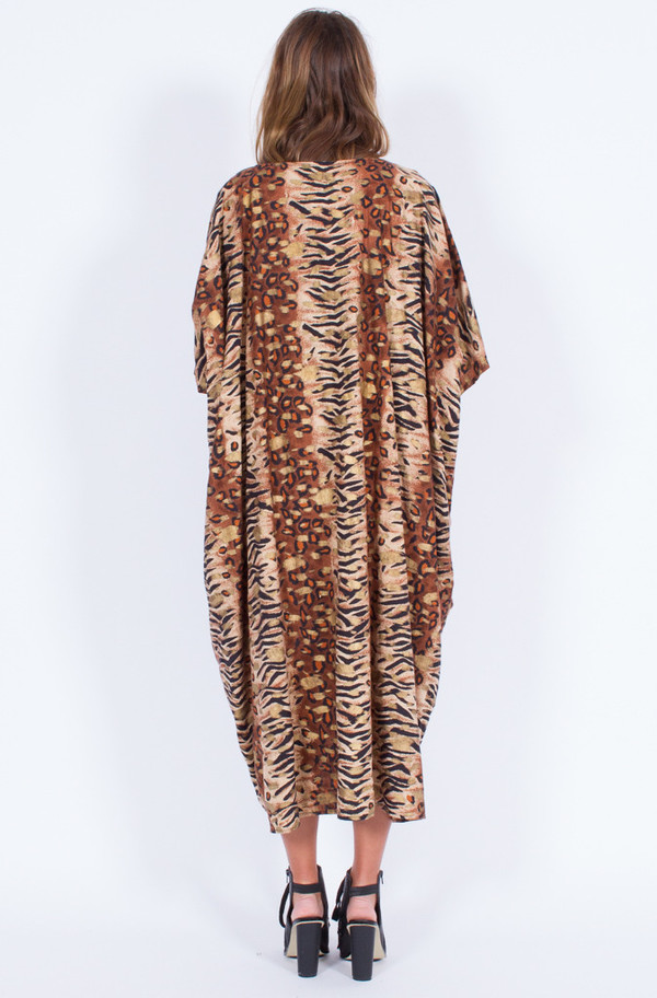 LEOPARD PRINT KAFTAN (ONE SIZE) LEOPARD PRINT KAFTAN (ONE SIZE)
