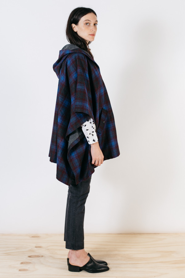 Bridge & Burn Lea Grey Burgundy Plaid Bridge & Burn Lea Grey Burgundy Plaid