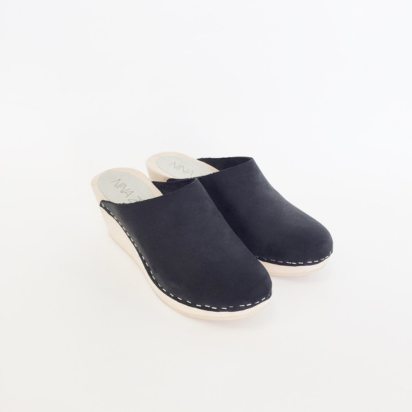 Nina Z Black Capri Wedge Clog Nina Z Black Capri Wedge Clog