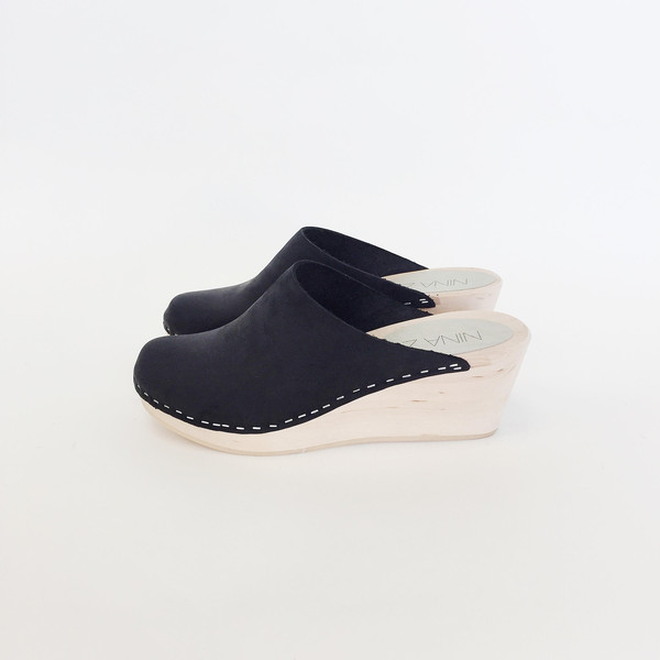Nina Z Black Capri Wedge Clog Nina Z Black Capri Wedge Clog