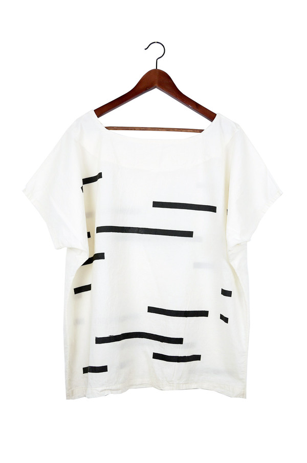 Uzi NYC Cream Broken Stripe Kimono Uzi NYC Cream Broken Stripe Kimono