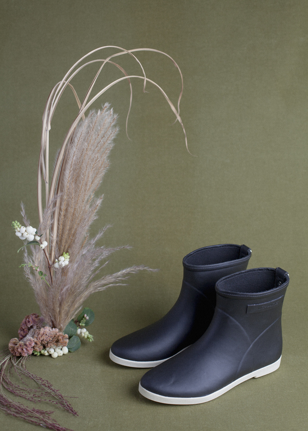 Alice + Whittles Rubber Boot - Black on White Alice + Whittles Rubber Boot - Black on White