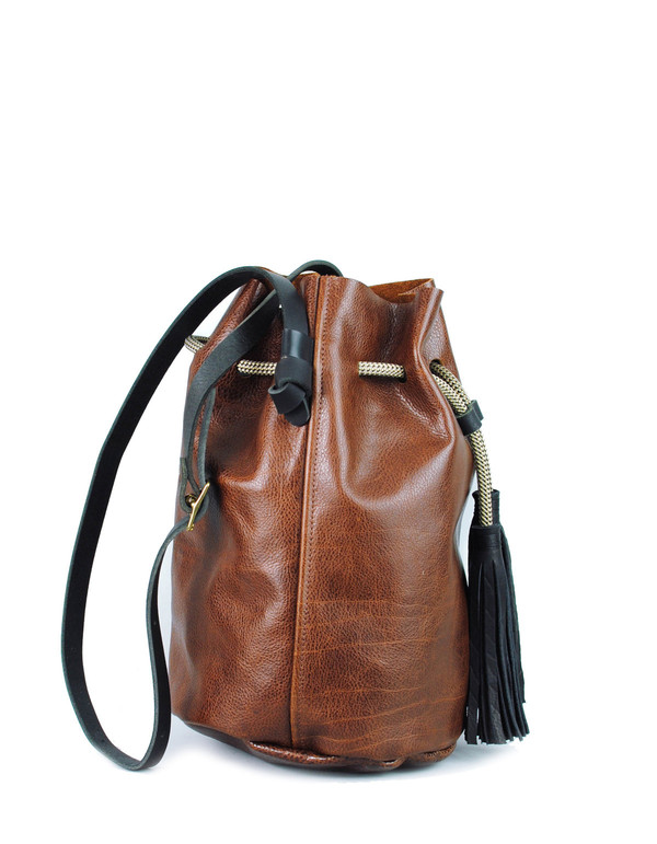 Eleven Thirty Christie Large Bucket Bag Cognac Eleven Thirty Christie Large Bucket Bag Cognac