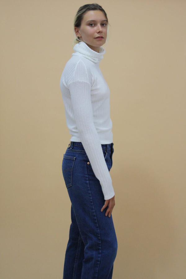 Calder Blake CLAUDINE RIB TURTLENECK - CREME Calder Blake CLAUDINE RIB TURTLENECK - CREME