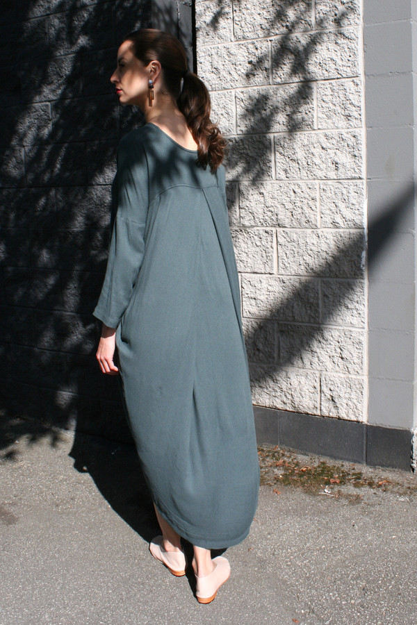 BLACK CRANE COCOON DRESS BLACK CRANE COCOON DRESS