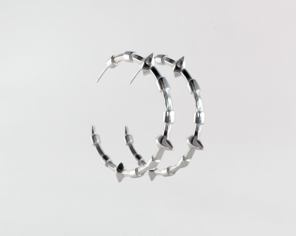 Lacar Hilt Hoops Lacar Hilt Hoops