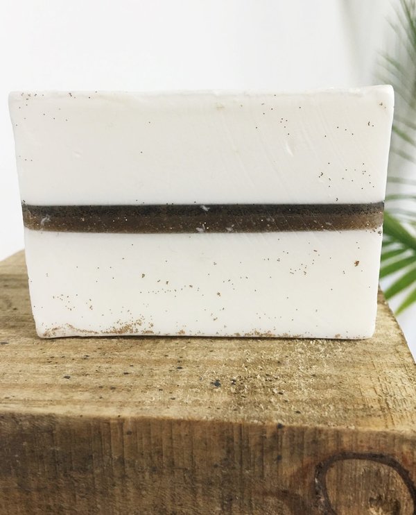 Wary Meyers Moisturizing Glycerin Soap - Oud Wood Wary Meyers Moisturizing Glycerin Soap - Oud Wood
