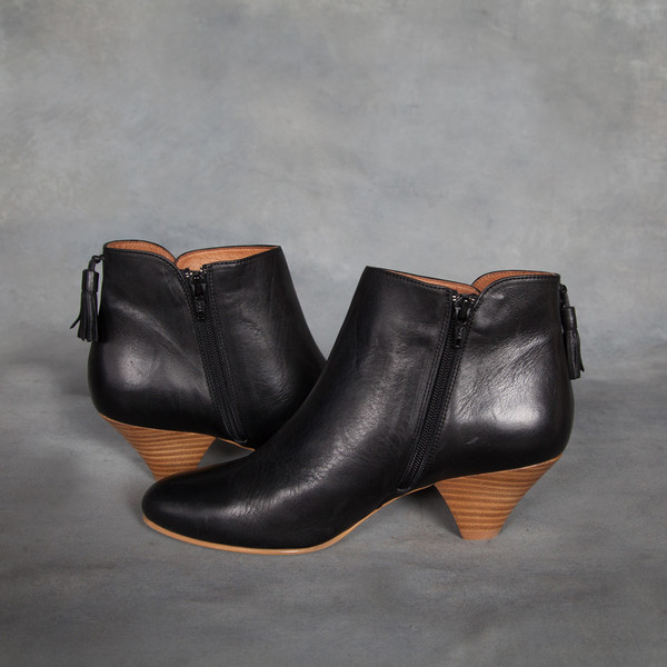 Sessun Barranco Tassel Ankle Boots Sessun Barranco Tassel Ankle Boots