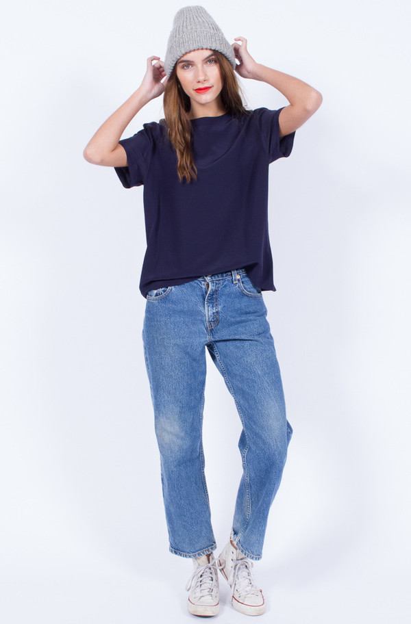 NAVY SILK TOP (SMALL-MEDIUM) NAVY SILK TOP (SMALL-MEDIUM)