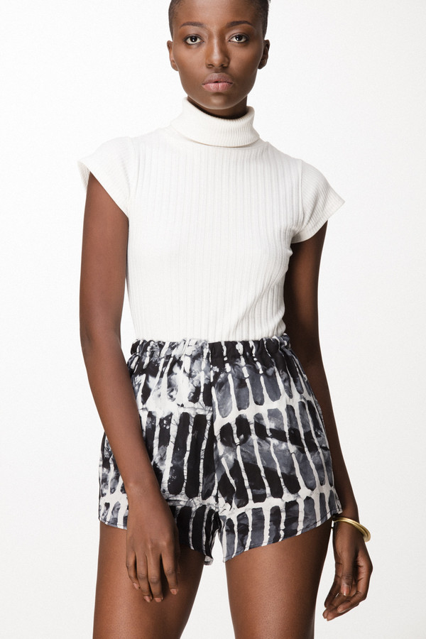 Osei-Duro Dash Shorts in Black Chalk Osei-Duro Dash Shorts in Black Chalk