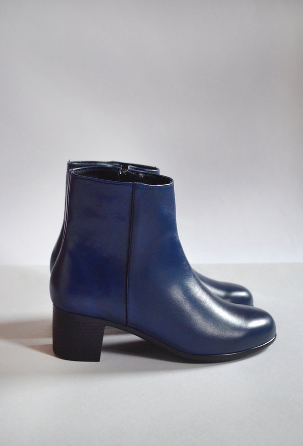 PRE-ORDER HOPP Ankle Boot - 3 Colors PRE-ORDER HOPP Ankle Boot - 3 Colors