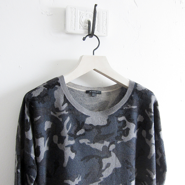 Acrobat camo sweater Acrobat camo sweater