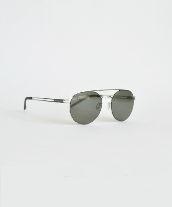 Le Specs Silver Spartan Sunglasses Le Specs Silver Spartan Sunglasses