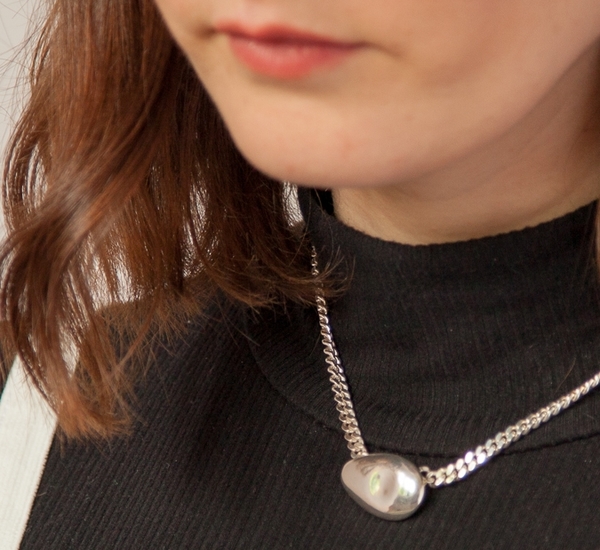 Muraco Wolfe Avocado Chain Necklace Muraco Wolfe Avocado Chain Necklace