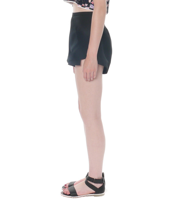Shakuhachi Tailored Petal Shorts Shakuhachi Tailored Petal Shorts