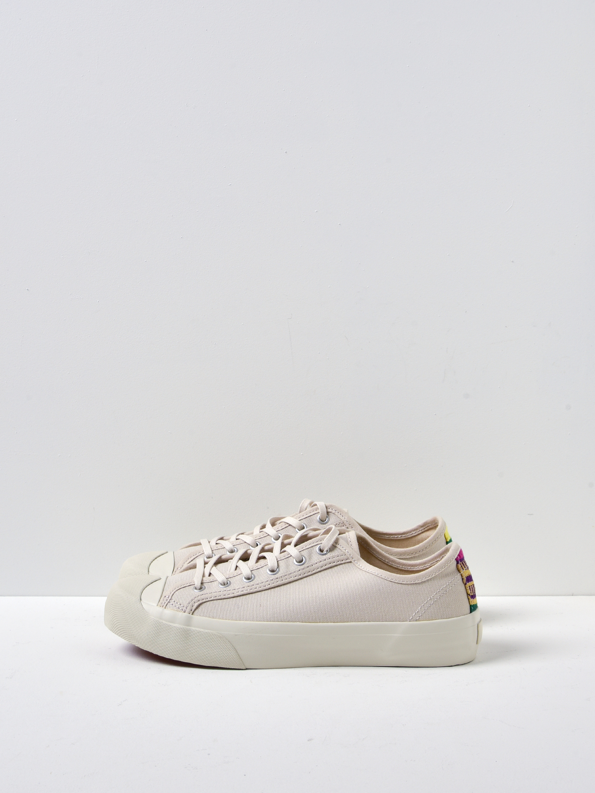 YMC Tape Heel Wing Tip Trainer - Cream 