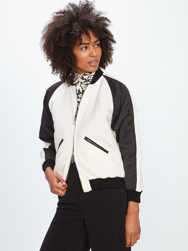 Nikki Chasin CAPTAIN REVERSIBLE BOMBER / OCHRE FLORAL JACQUARD Nikki Chasin CAPTAIN REVERSIBLE BOMBER / OCHRE FLORAL JACQUARD