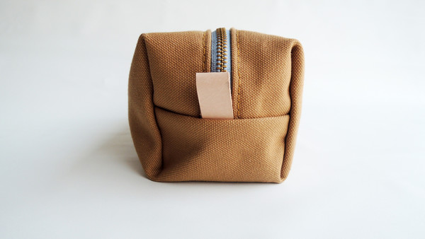 Joshu + Vela Dopp Kit - Tan Joshu + Vela Dopp Kit - Tan