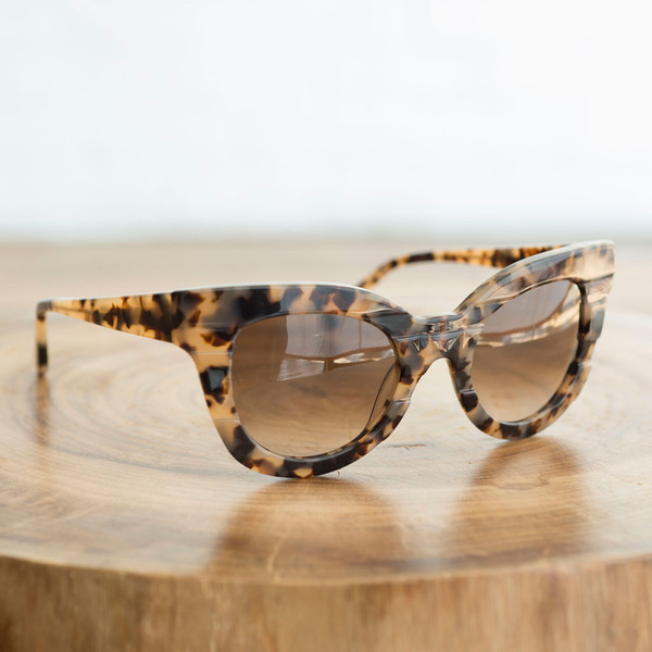 Kate Young for Tura K514 Tortoise Kate Young for Tura K514 Tortoise