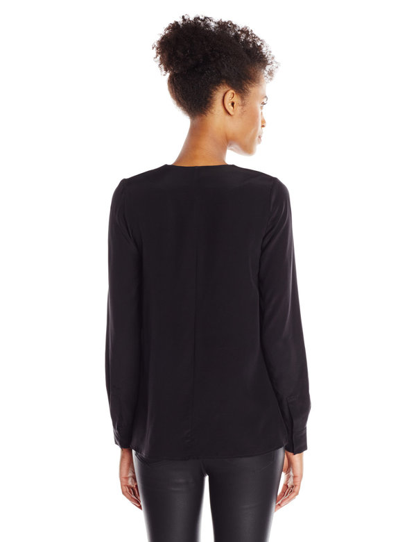 Vincetta Black V-Neck Blouse Vincetta Black V-Neck Blouse