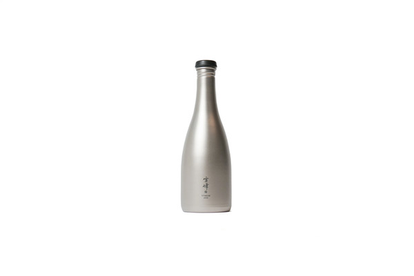 Snow Peak TITANIUM SAKE BOTTLE Snow Peak TITANIUM SAKE BOTTLE