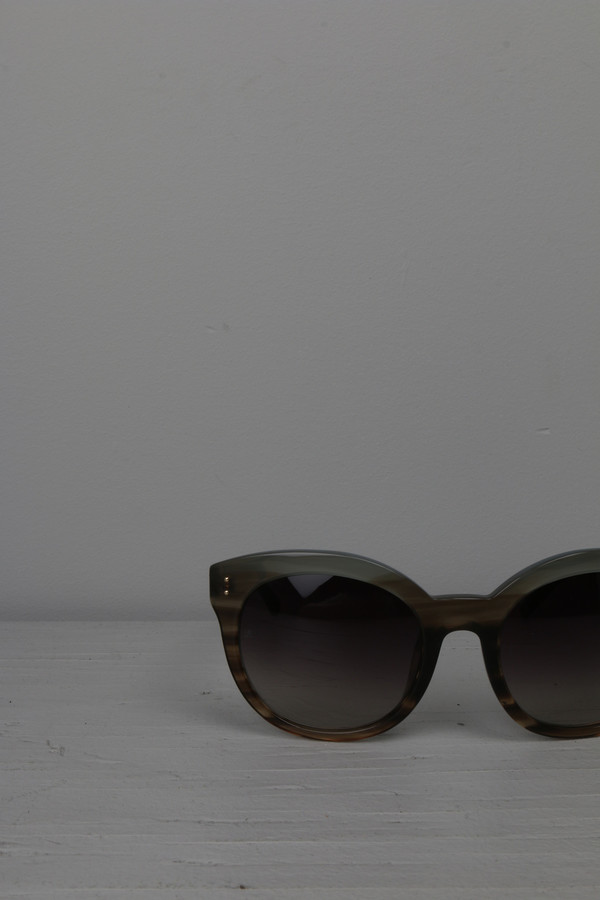Linda Farrow Round Cat Eye Sunglasses Linda Farrow Round Cat Eye Sunglasses