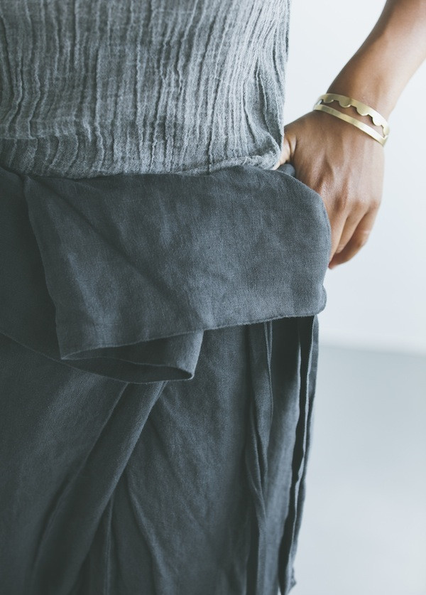 Black Crane - Wrap Pants in Grey Black Black Crane - Wrap Pants in Grey Black