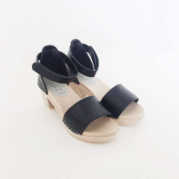 Nina Z Black Sevilja Clog Nina Z Black Sevilja Clog