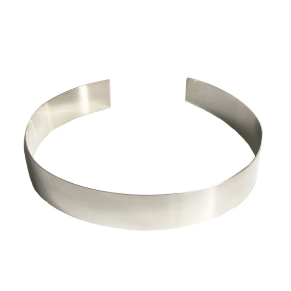 Tarin Thomas andie choker Tarin Thomas andie choker