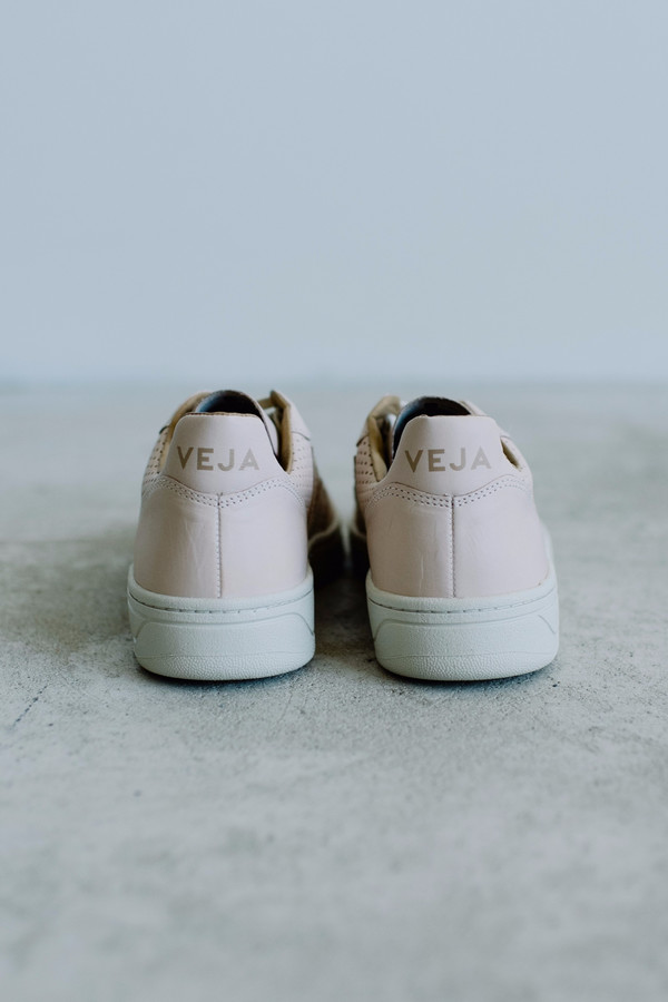 VEJA V-10 Nude VEJA V-10 Nude