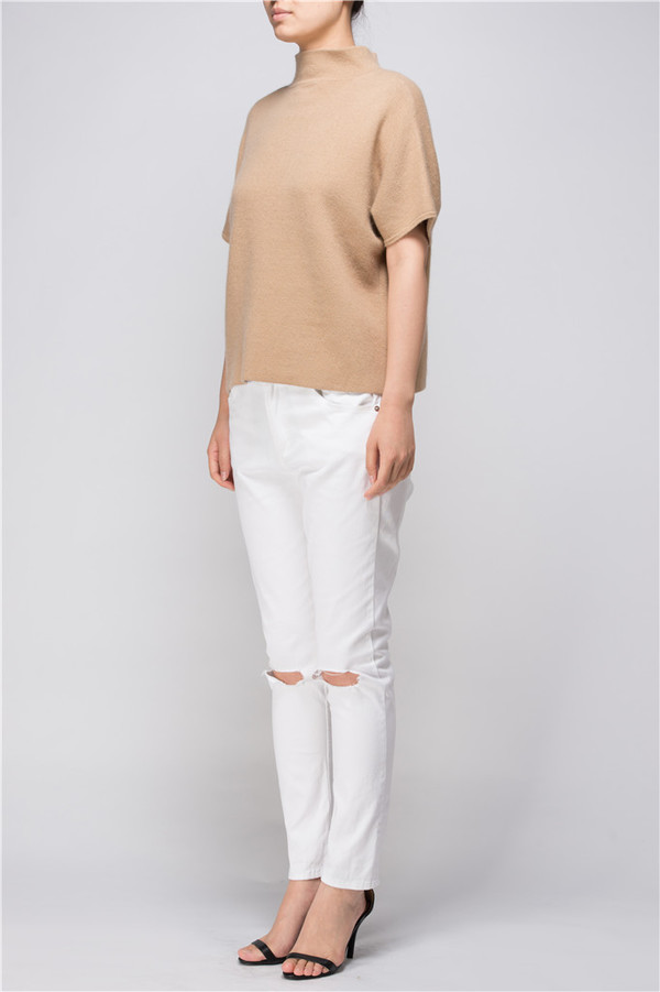 Few Moda Elise Minimal Chic Cashmere Sweater. Few Moda Elise Minimal Chic Cashmere Sweater.