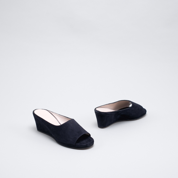 Maryam Nassir Zadeh Yves Wedge Maryam Nassir Zadeh Yves Wedge