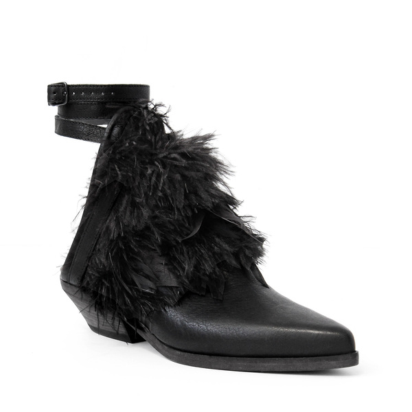 LD Tuttle The Lounge - Black LD Tuttle The Lounge - Black