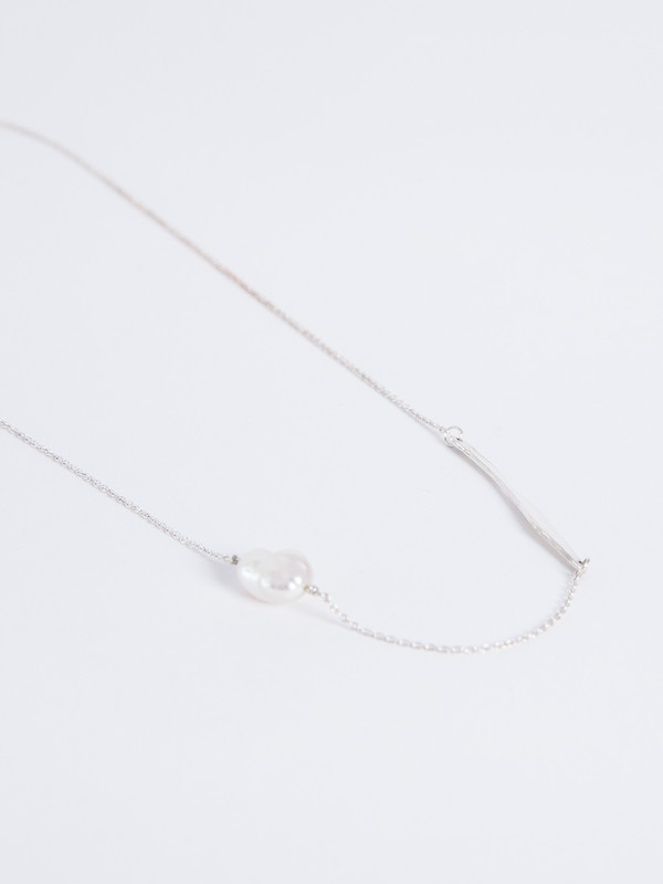 FARIS KESHI CUTOUT NECKLACE FARIS KESHI CUTOUT NECKLACE