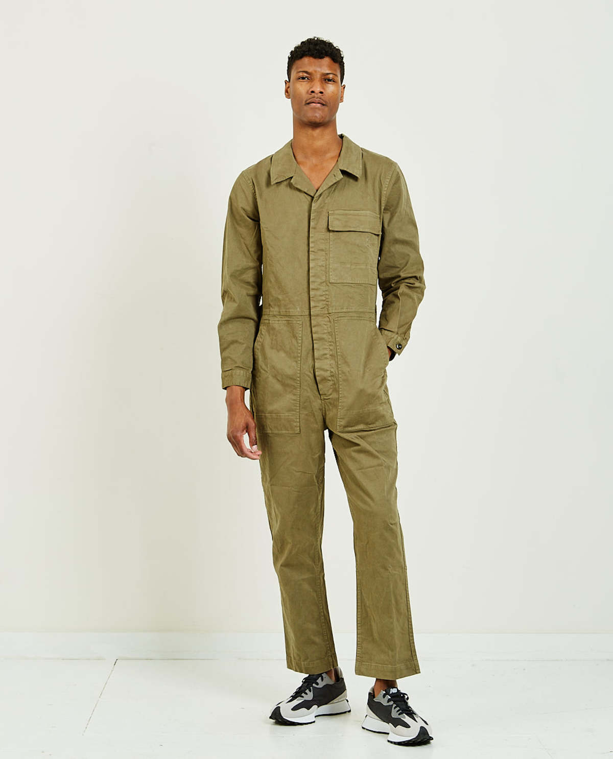 Alex Mill Field Chino Jumpsuit - OLIVE 