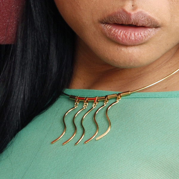 Alynne Lavigne Wave Collar Alynne Lavigne Wave Collar