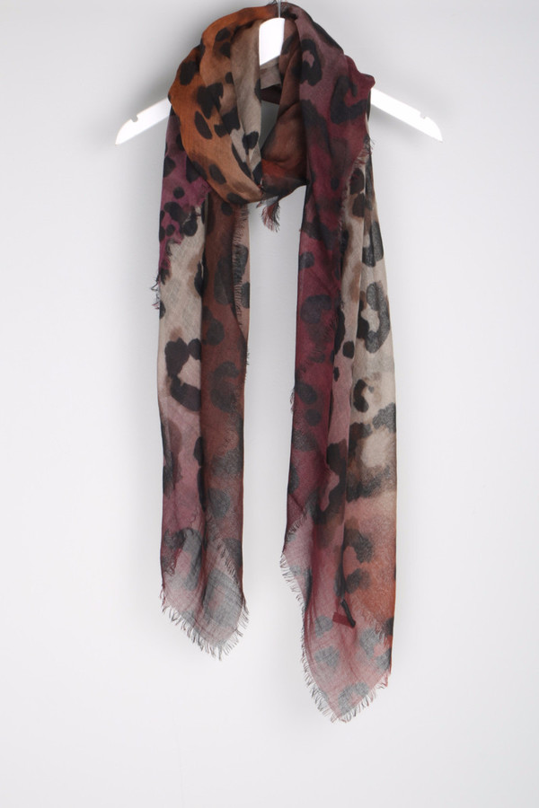 Franco Ferrari Evans Wash Scarf Animal Plum Franco Ferrari Evans Wash Scarf Animal Plum