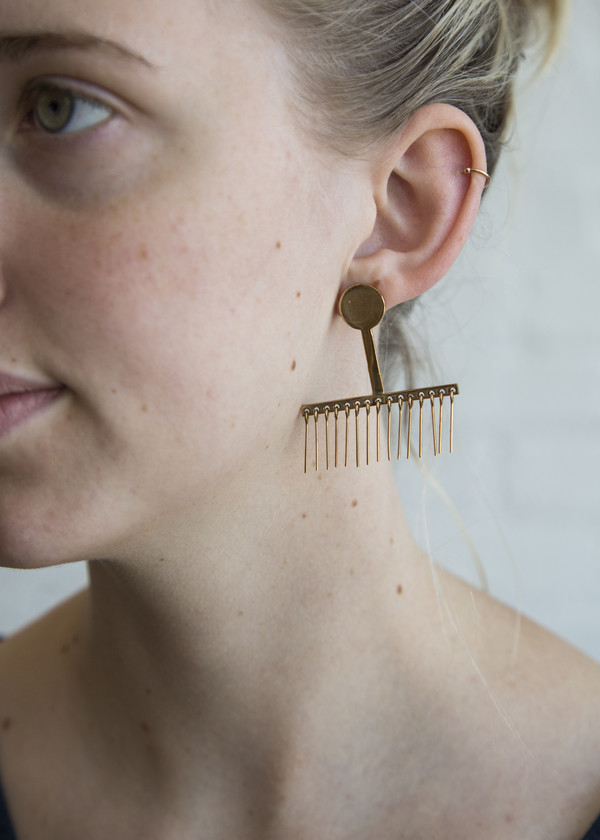 Faris Dot Earlashes Bronze Faris Dot Earlashes Bronze