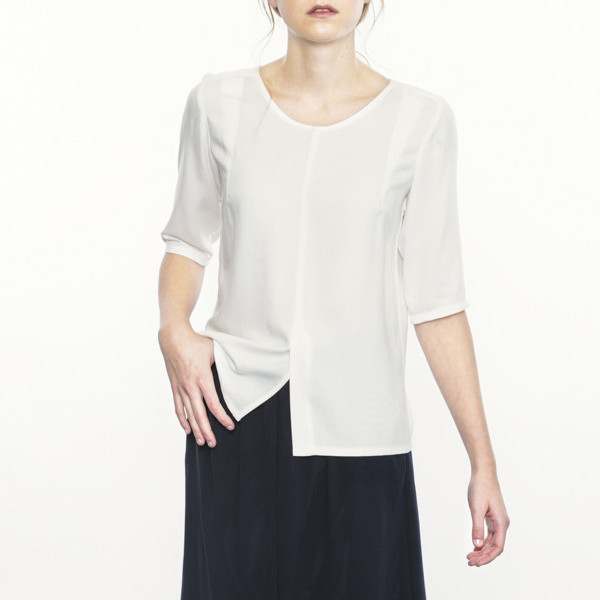 Josiane Perron B01AH15 | White Josiane Perron B01AH15 | White