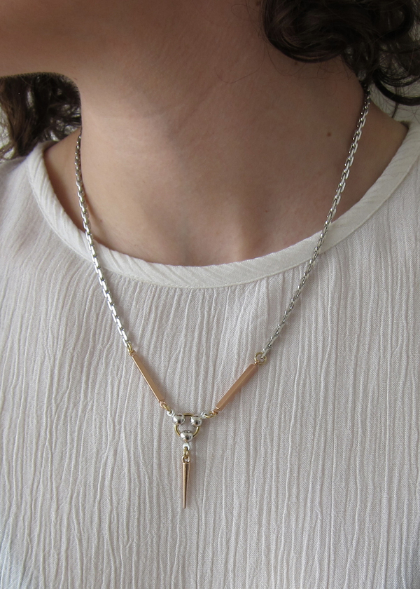 spike necklace spike necklace