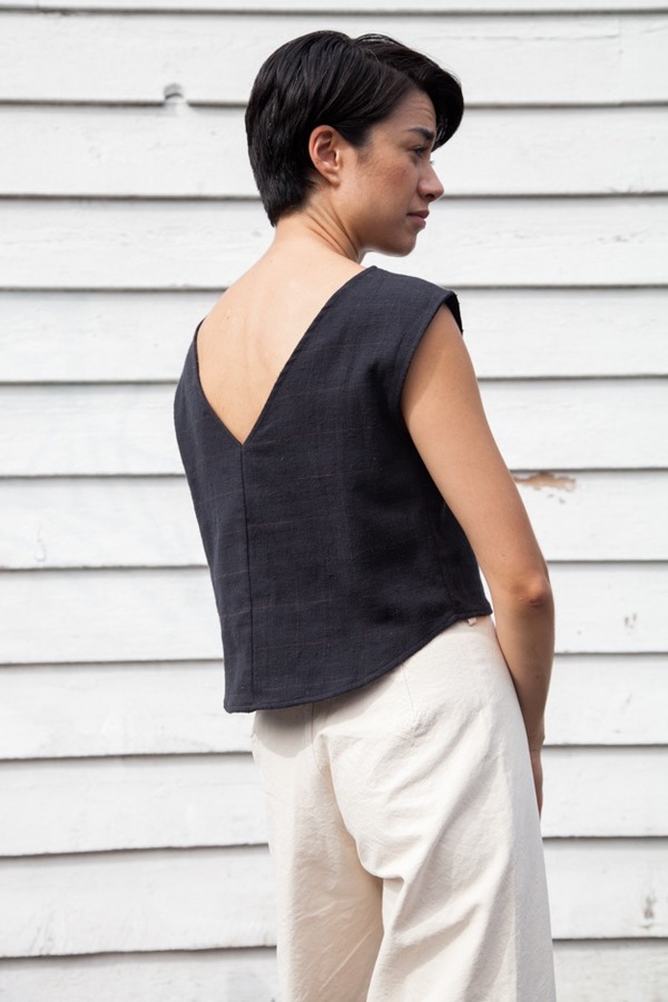Jesse Kamm Chop Top | charcoal plaid Jesse Kamm Chop Top | charcoal plaid